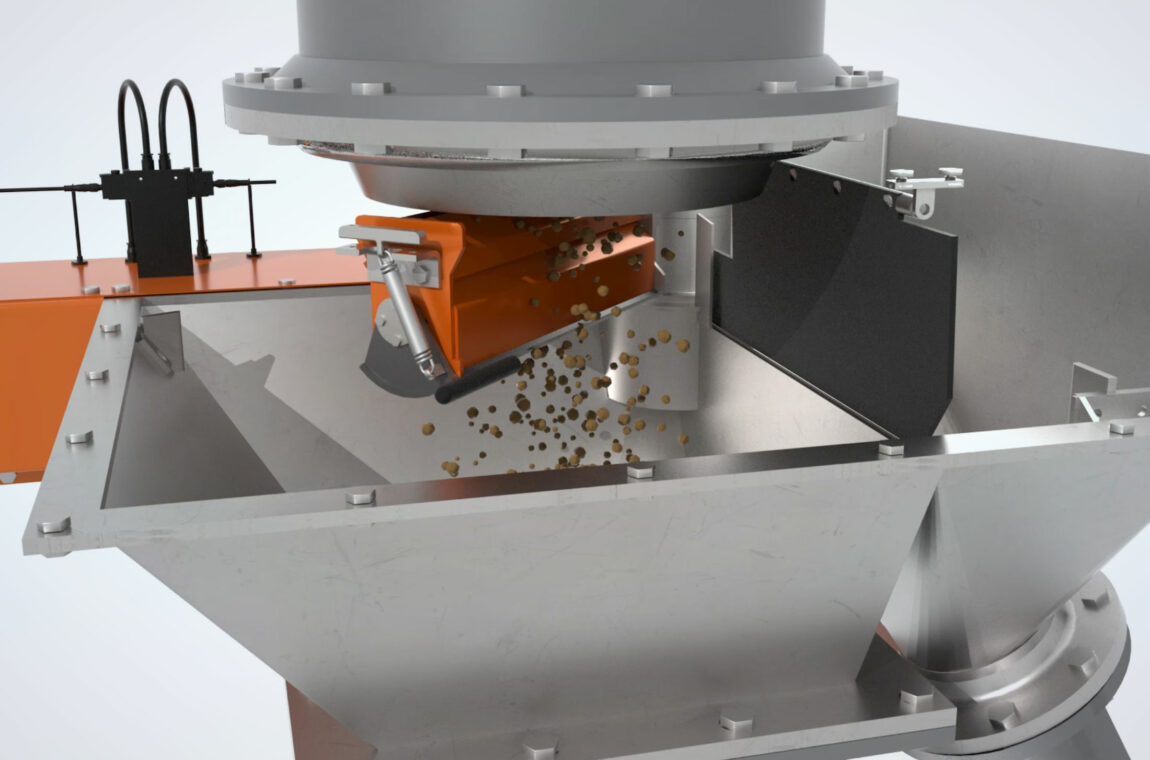 Downpipe swivel sampler - slotted vessel takes sample