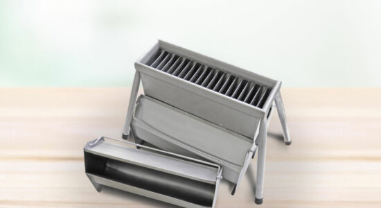 Stainless steel ripple divider with drip trays
