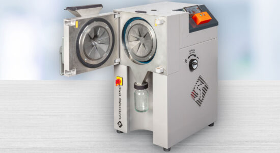 Disc mill SBM 200 Open view View of the grinding mechanism App control, HMI, gap width adjustment, grinding discs, tungsten carbide, WC, safety sensor, feed hopper