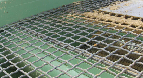 STEINHAUS LONGVITA press-welded mesh and HARFE fabric-like sieve base